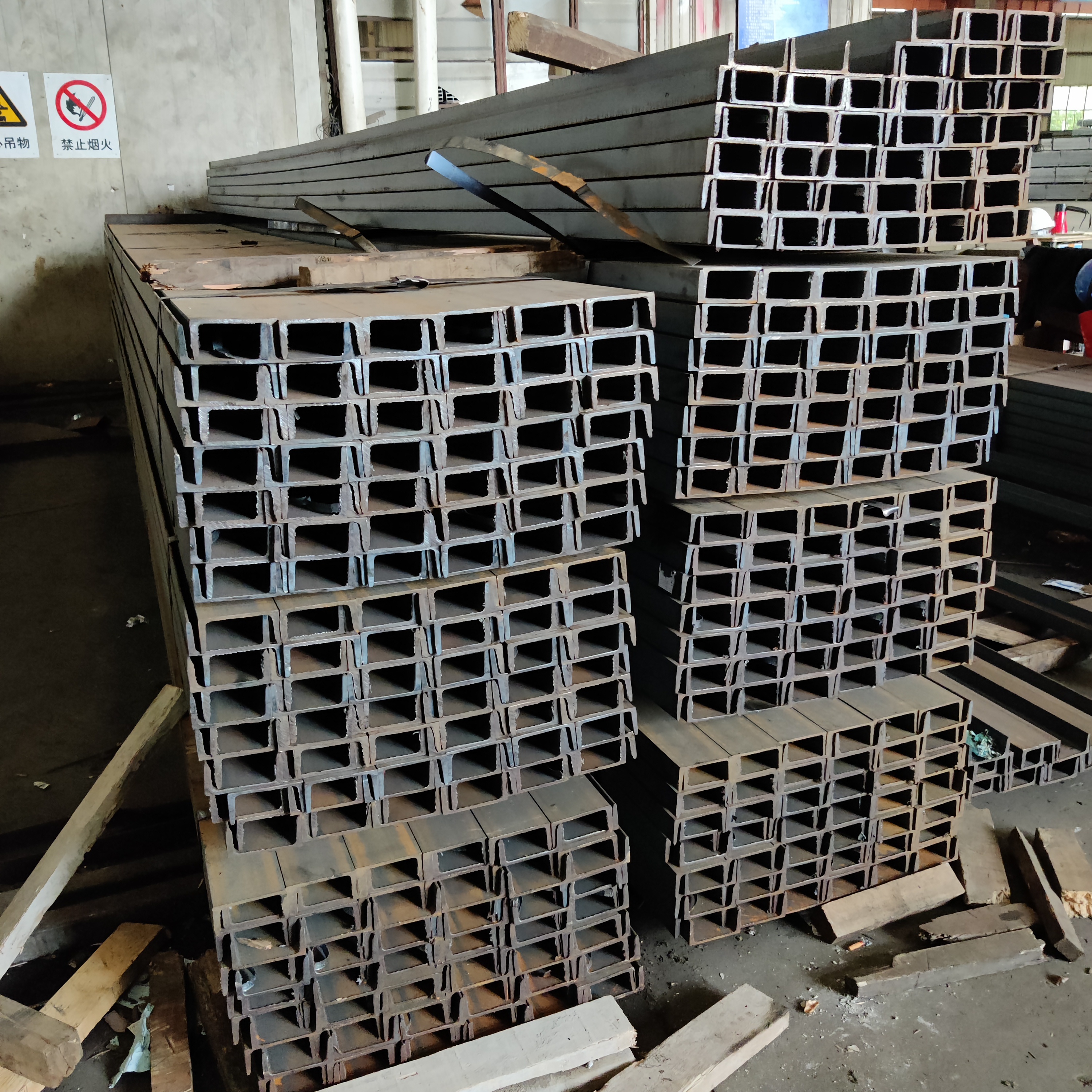 槽鋼理論重量表大全,讓您快速掌握槽鋼的重量計算方法